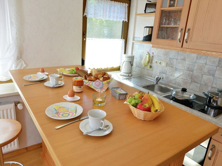 Cozy Apartment In Eimelrod With Garden