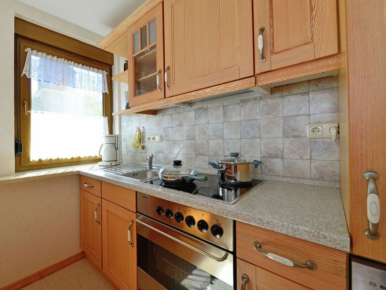 Cozy Apartment In Eimelrod With Garden