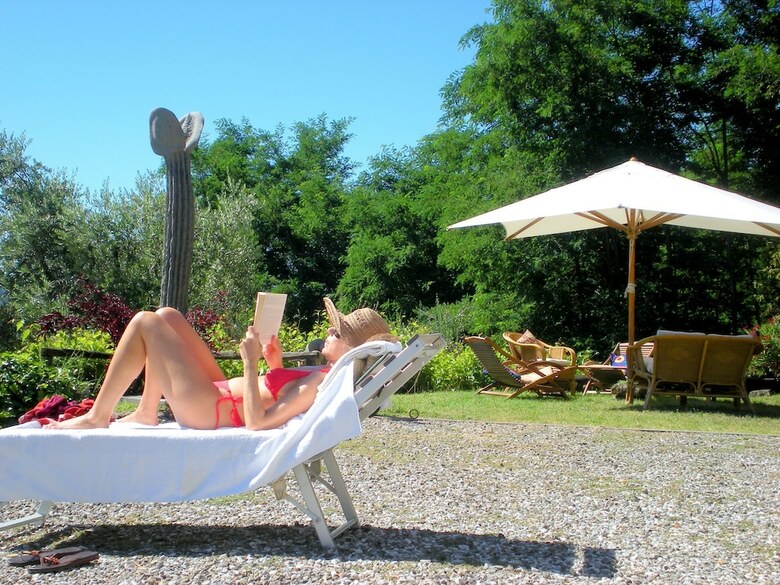 Vintage Cottage In Pescia With Jacuzzi