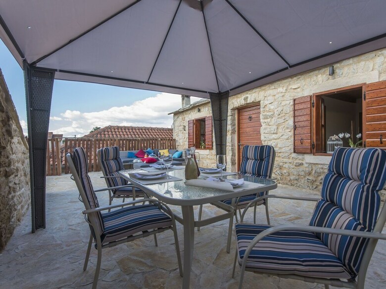 Cozy Holiday Home In ?opot With Private Pool