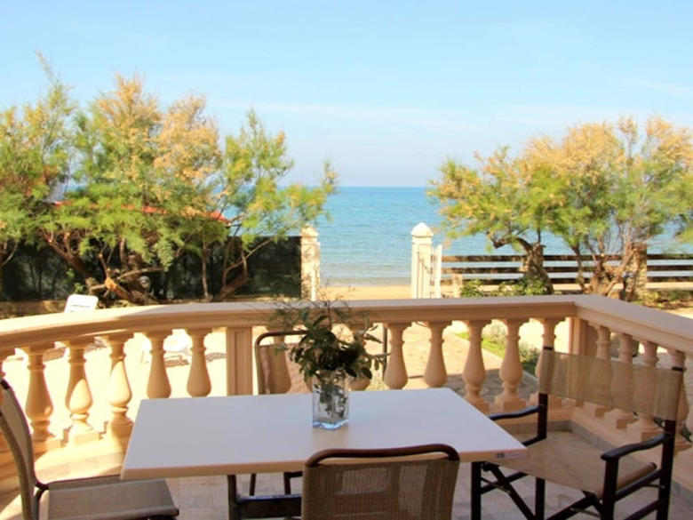 Monumental Villa On The Tuscan Coast, At The Sea