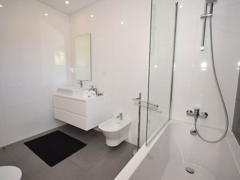 Lavish Villa In Foz Do Arelho With Private Swimming Pool