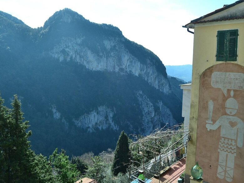 Quiet And Fully Equipped Villa In The Apuan Alps, Tuscany