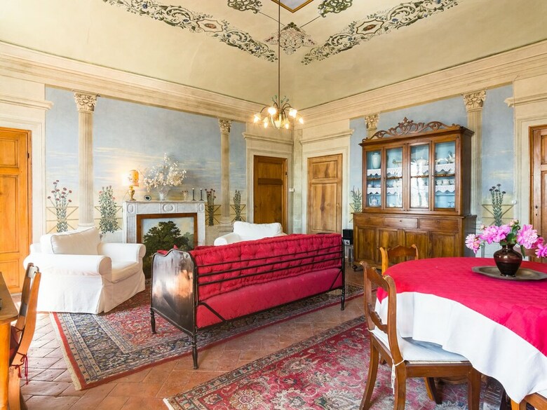 Vintage Holiday Home In Montecastelli Pisano With Terrace