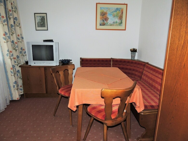 Cozy Apartment In Bichlbach Near Lake