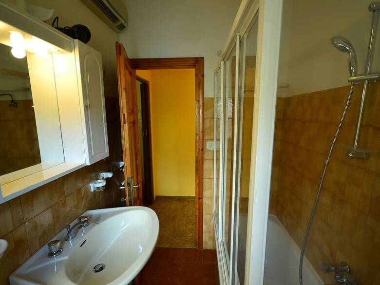 Welcoming Holiday Home In Molazzana With Private Pool