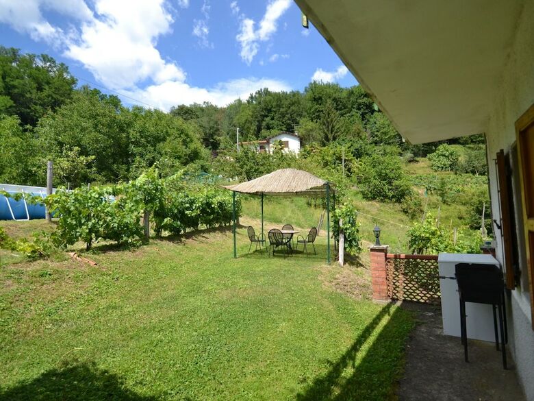 Welcoming Holiday Home In Molazzana With Private Pool