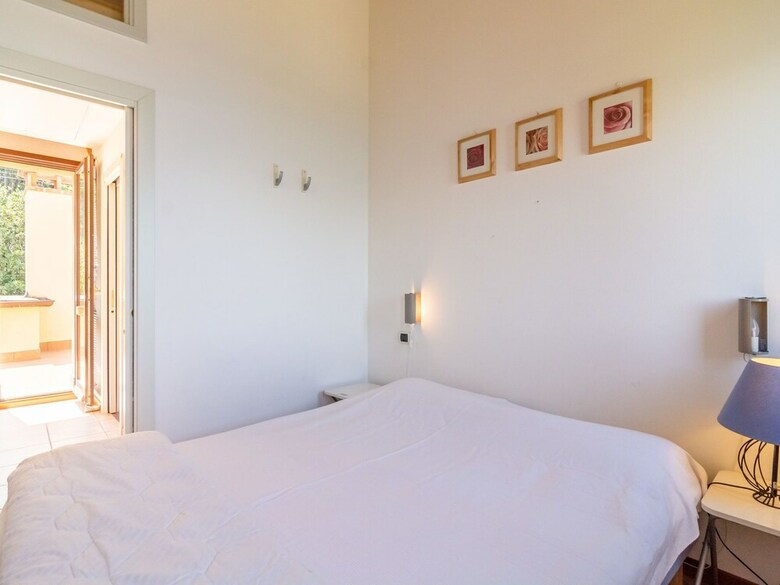 Nice Appartment With Terrace And Stunning Lake View
