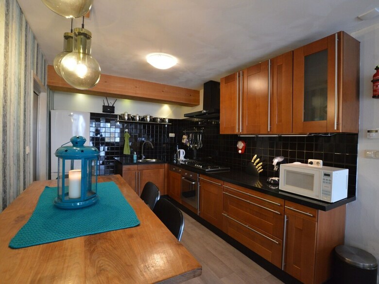 A Beautiful, Link-detached Farm House In The Drentse Wapse