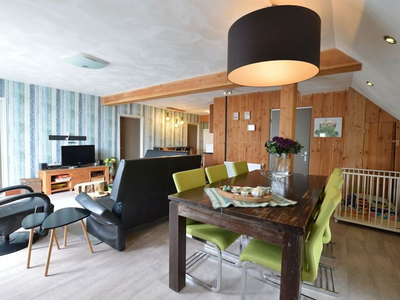 A Beautiful, Link-detached Farm House In The Drentse Wapse