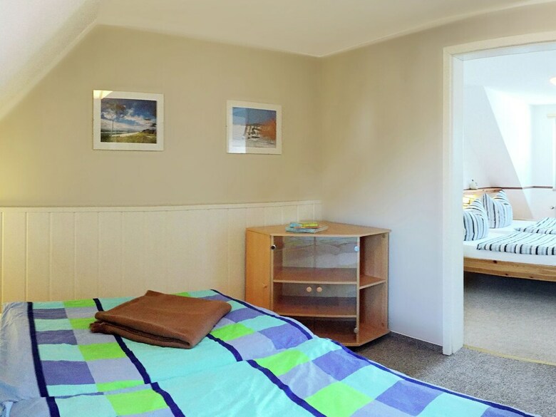 Spacious Apartment In Stralsund With Garden