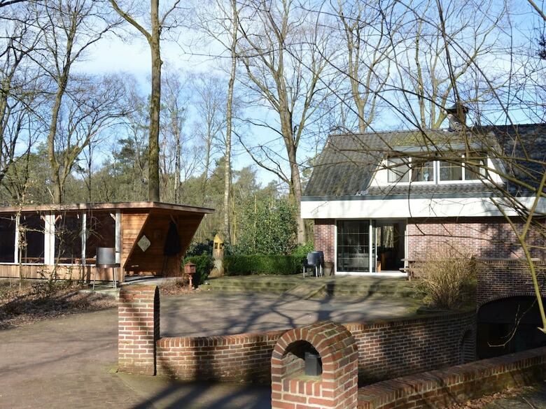 Luxurious Villa On Large Woody And Enclosed Terrain
