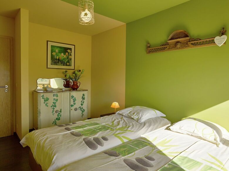 Wonderful Holiday Home In Ovifat With Sauna