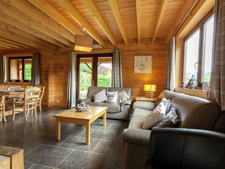 Cabana Modern Holiday Home In Vresse-sur-semois With Kayaking