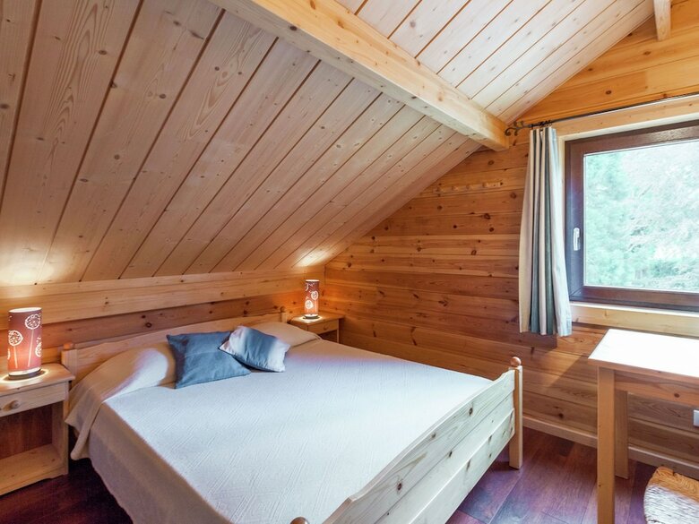 Cabana Modern Holiday Home In Vresse-sur-semois With Kayaking
