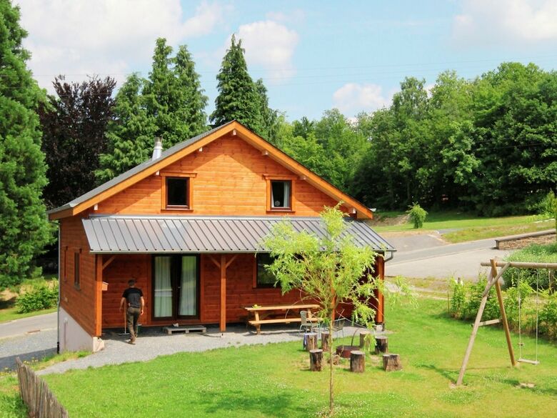 Cabana Modern Holiday Home In Vresse-sur-semois With Kayaking