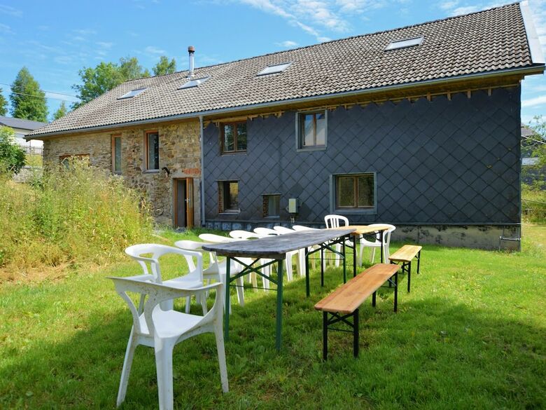 Modern Holiday Home In Meyerode With Terrace