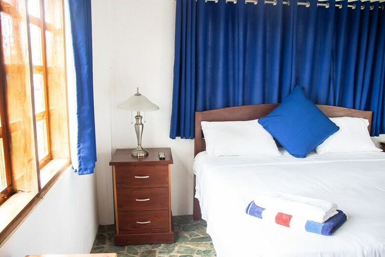 Hotel Rainbow Bay Beach And Dive Resort