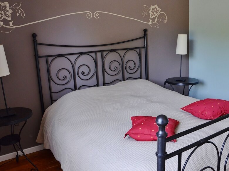Gorgeous Holiday Home In Stoumont With Private Garden