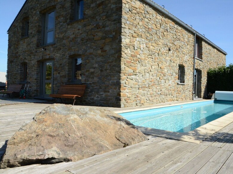 Gorgeous Holiday Home In Stoumont With Private Garden