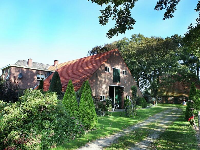 Cosy Farmhouse In Neede With Garden