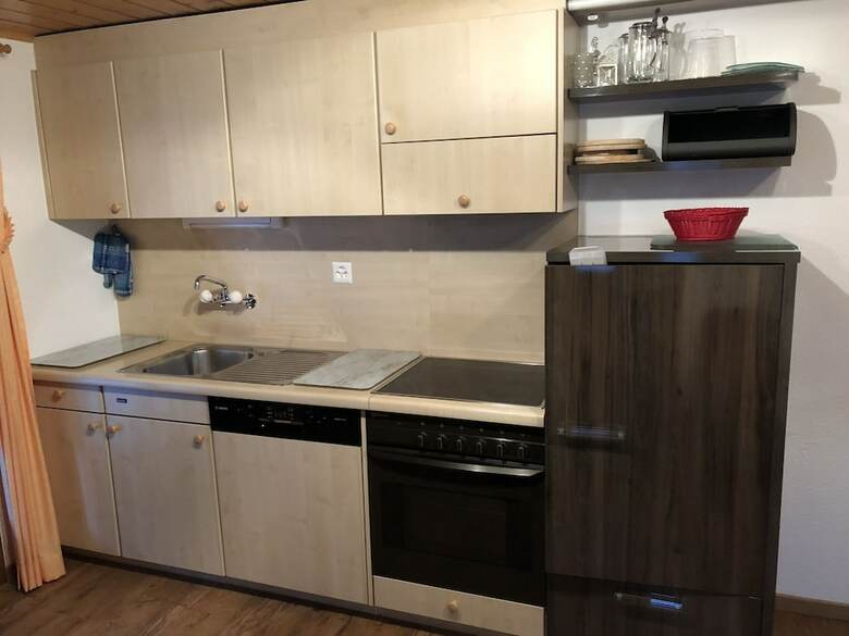 Spacious Apartment In St Niklaus Near Mattertal Ski Area