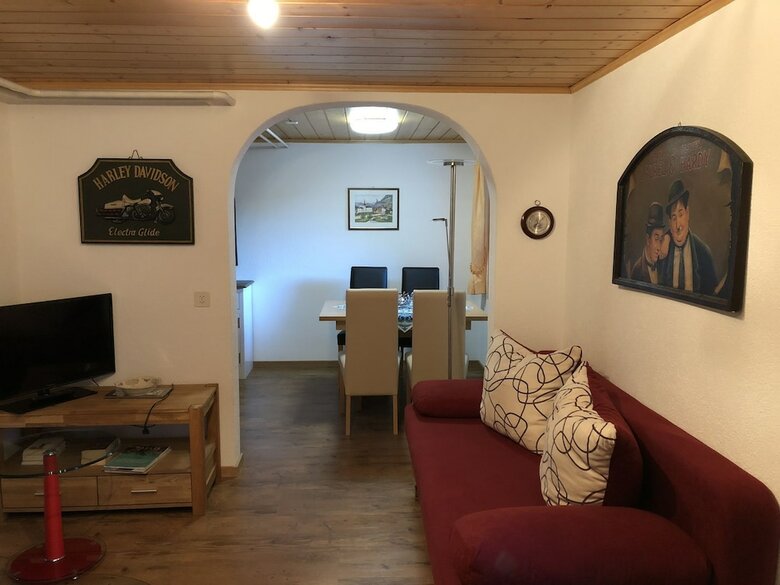 Spacious Apartment In St Niklaus Near Mattertal Ski Area