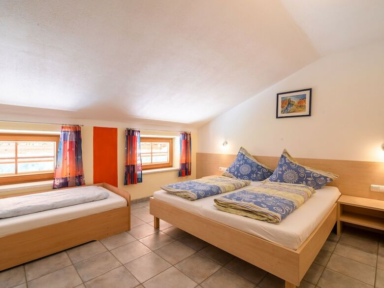 Beautiful Mansion In S�ll With Garden