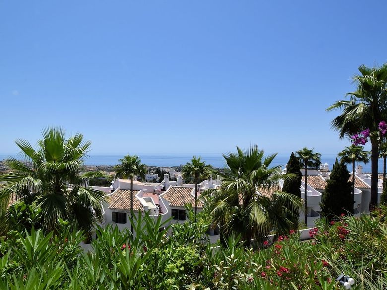 Luxury Apartment With Breathtaking Sea View Surrounded By Palm Trees!