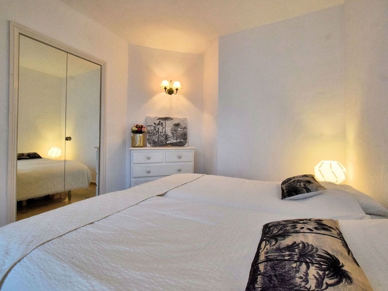 Luxury Apartment With Breathtaking Sea View Surrounded By Palm Trees!