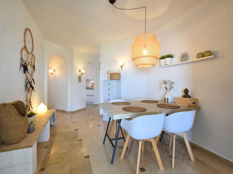 Luxury Apartment With Breathtaking Sea View Surrounded By Palm Trees!