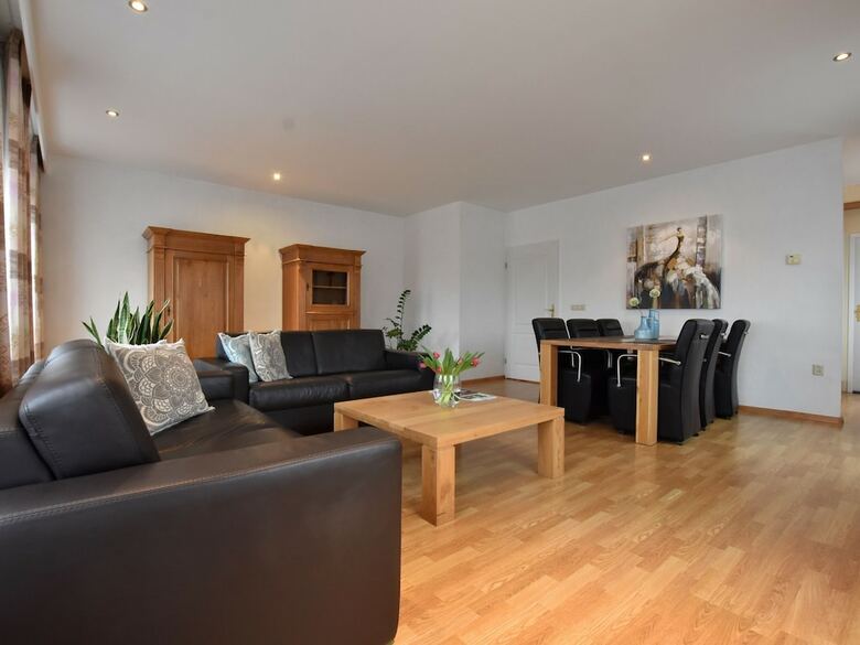 Spacious Apartment In Schin Op Geul Near The River