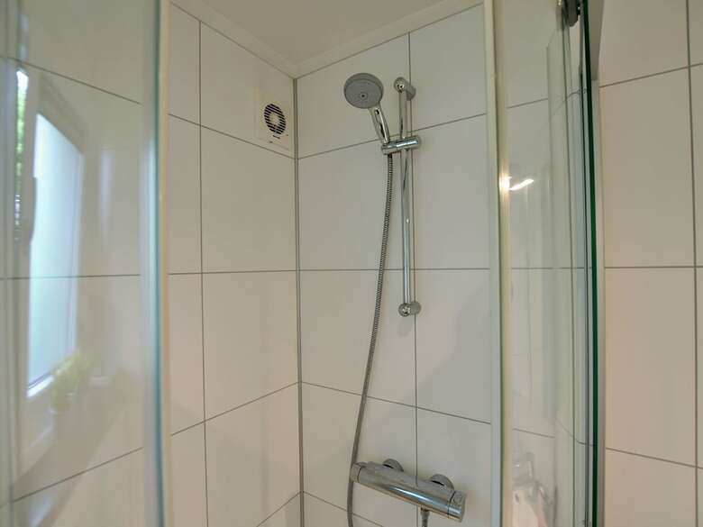 Spacious Chalet In Wolfheze With Garden