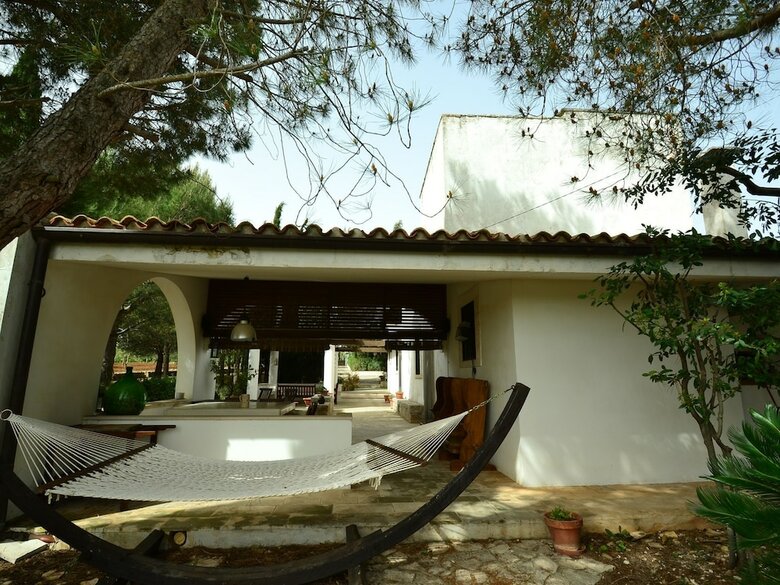 Luxurious Holiday Home In Putignano Apulia With Sea View