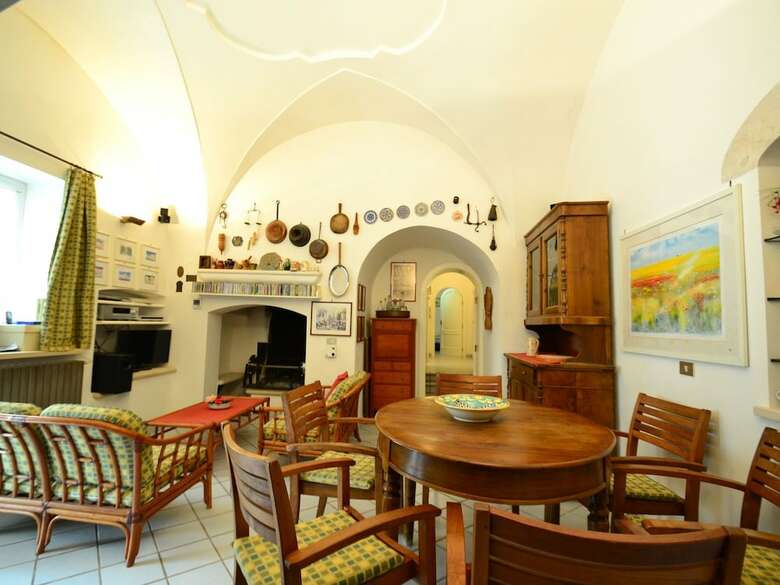 Luxurious Holiday Home In Putignano Apulia With Sea View
