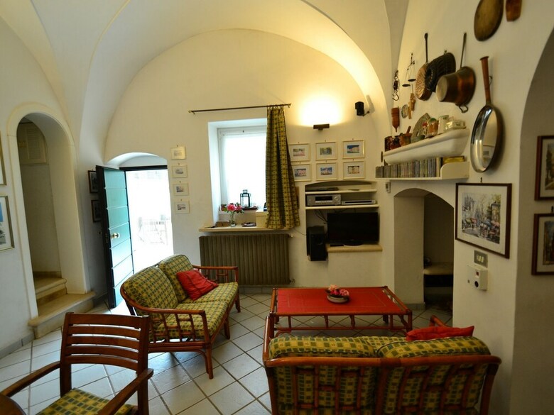 Luxurious Holiday Home In Putignano Apulia With Sea View
