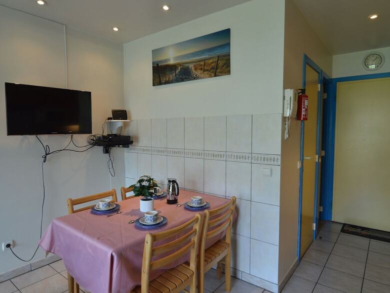 Cozy Apartment Near Oostende In Bredene