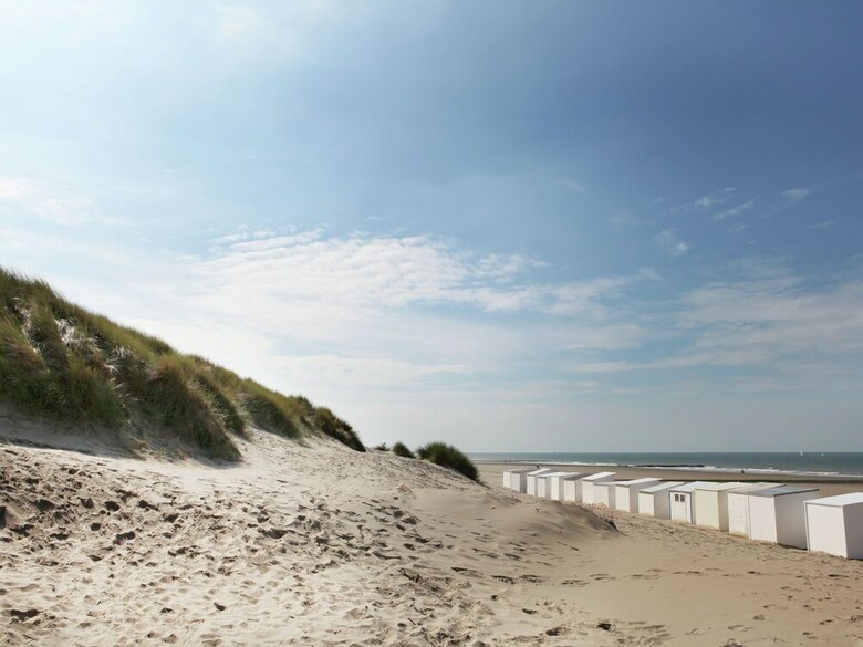 Cozy Apartment Near Oostende In Bredene