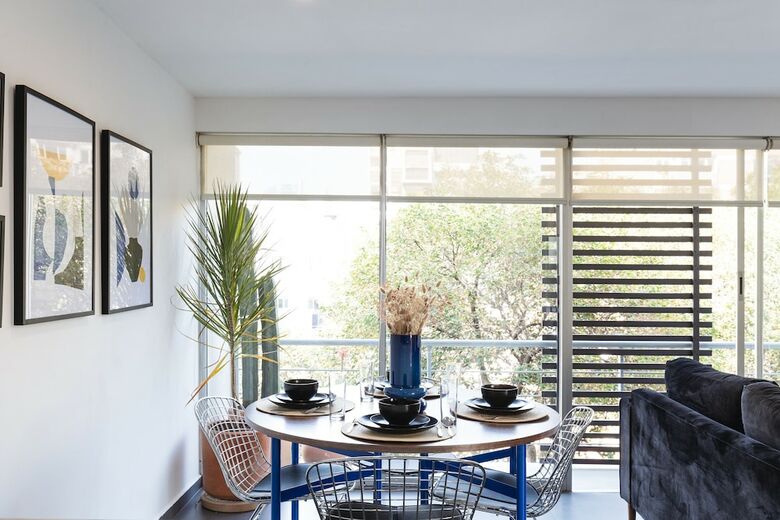 Bright 2br Condesa Apartment With Balcony