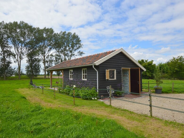 Holiday Home In Biezenmortel With Bbq, Parking & Bikes