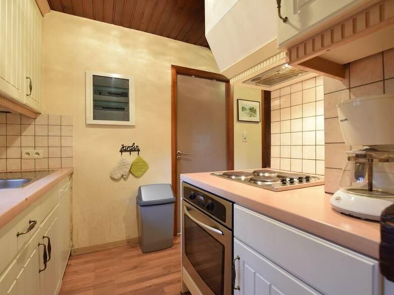 Detached Chalet In Lovely Hiking Region