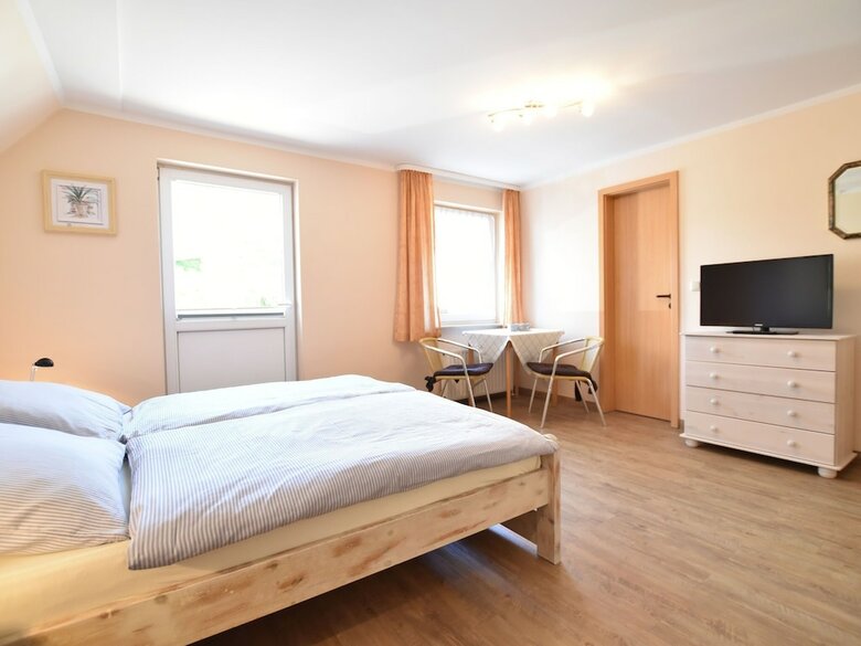 Apartment In Wohlenberg With Balcony, Garden, Bbq, Heating