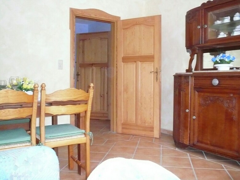 Charming Sea View Apartment In Lozen