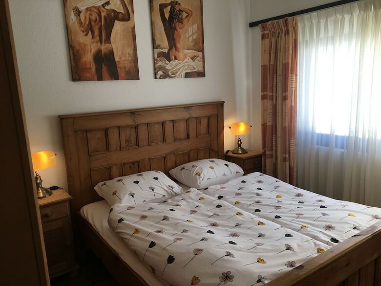 Delightful Holiday Home With Terrace, Garden, Barbecue