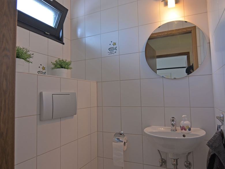 Delightful Holiday Home With Terrace, Garden, Barbecue
