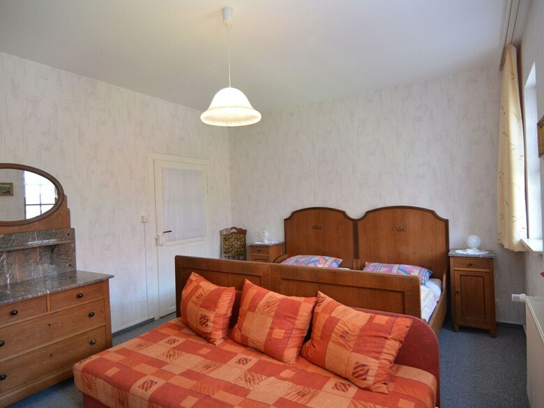 Comfortable Apartment In Tabarz Thuringia Near Forest