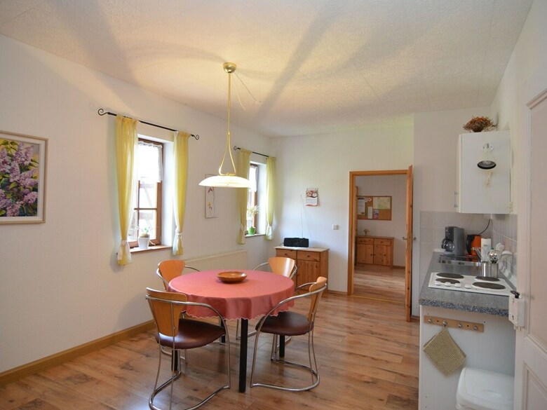 Comfortable Apartment In Tabarz Thuringia Near Forest