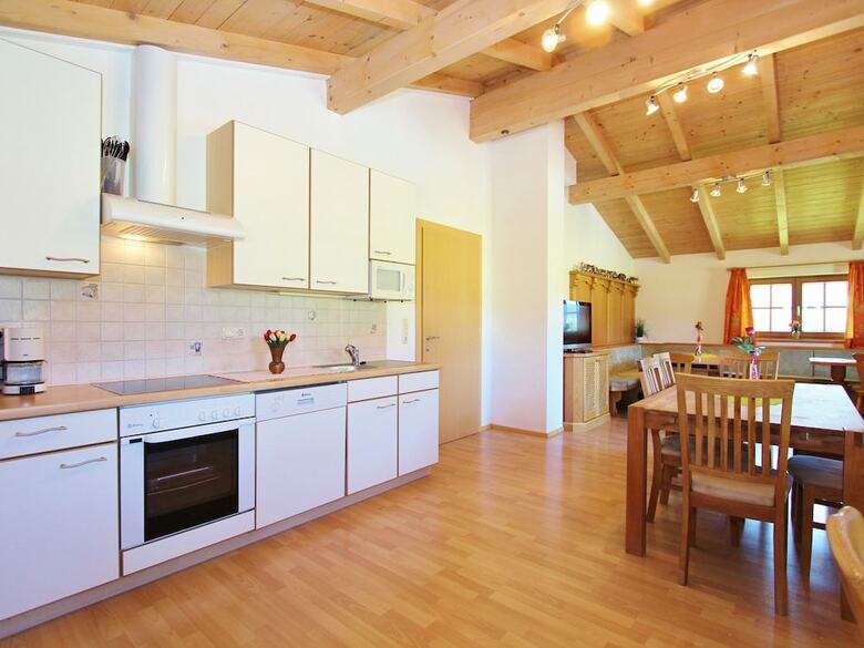 Spacious Apartment In Neukirchen Am Gro�venediger With Pool