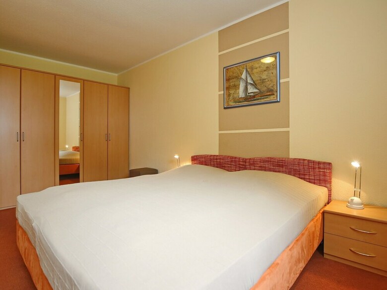 Comfy Apartment In K�hlungsborn Near Town Center