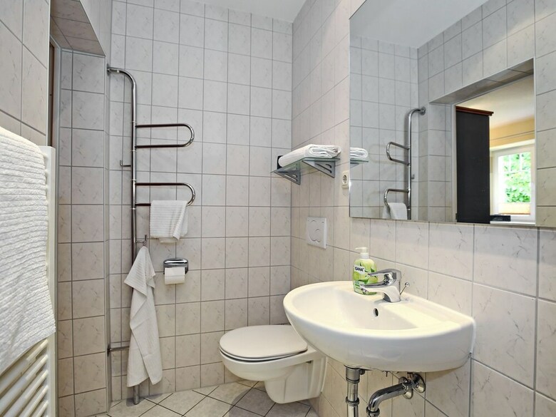 Comfy Apartment In K�hlungsborn Near Town Center